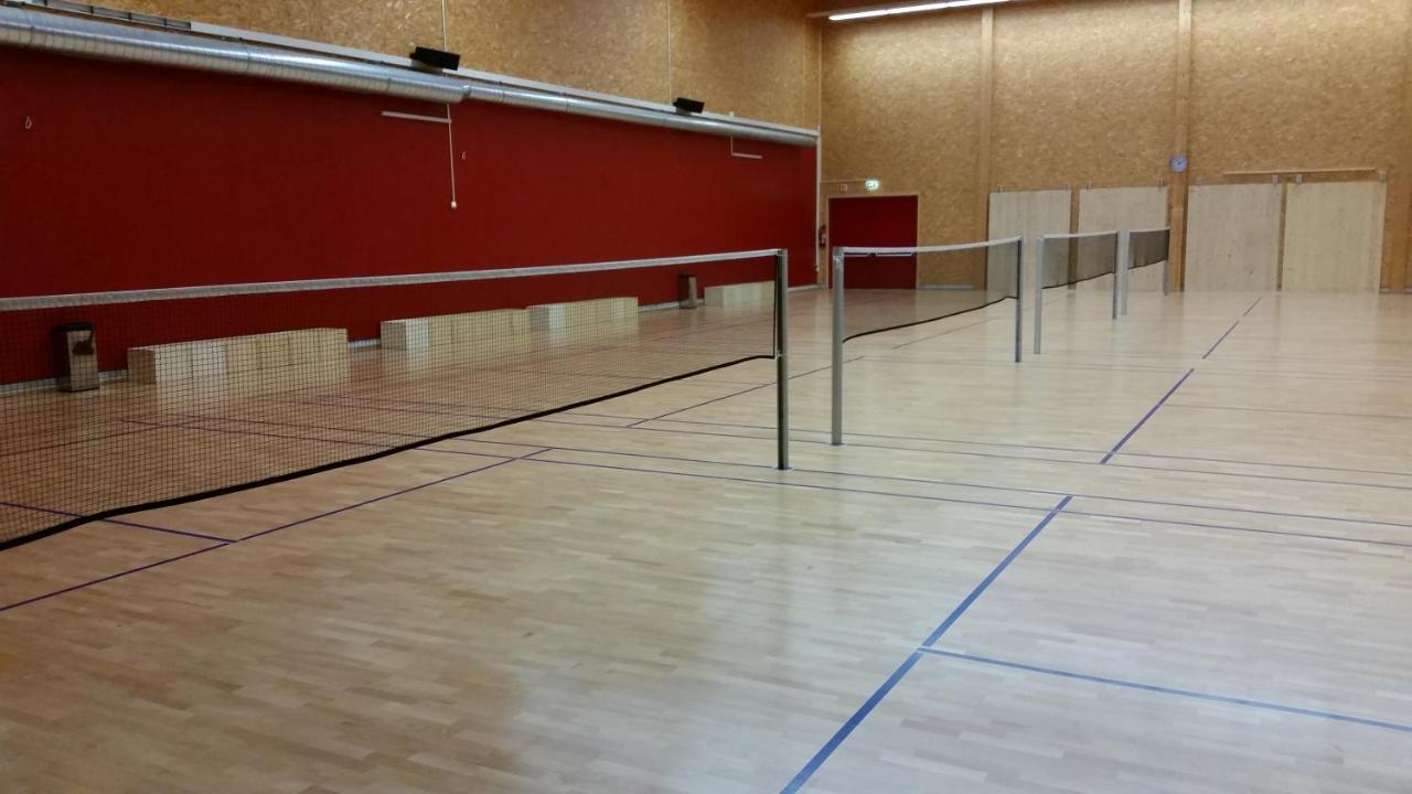 Fitnexx Zelt-Dorf Hotel Balsthal Buitenkant foto